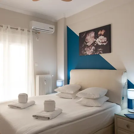 Medluxe Easy Acropolis Apartment!-3